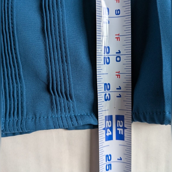 Women's Teal Blue Button Down Blouse Croft & Barrow - Picture 9 of 11